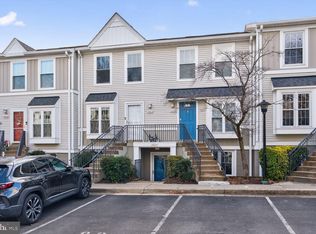 3854 9th Rd S #3854, Arlington, VA 22204
