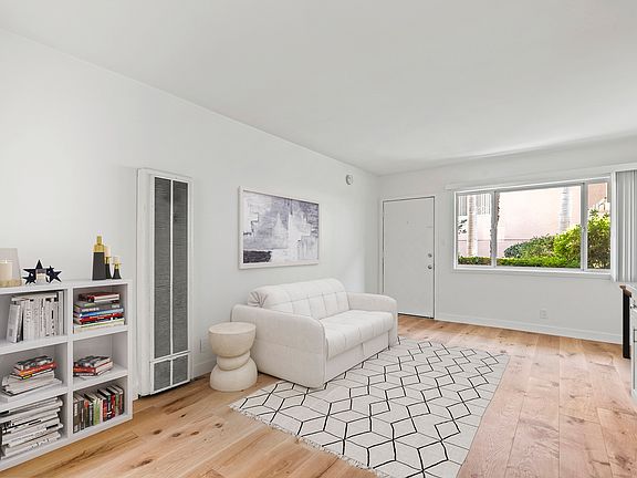 2nd image of 1645 Federal Ave APT 2