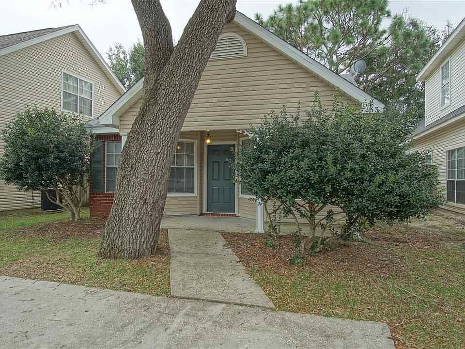 1st image of 153 Wildflower Ln