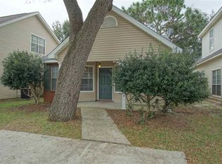 153 Wildflower Ln, Pensacola, FL 32514