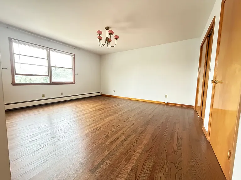 219 Old Mamaroneck Rd — Photo 4