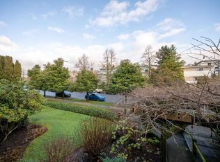 251 W 4th St #215, North Vancouver, BC V7M 1H8