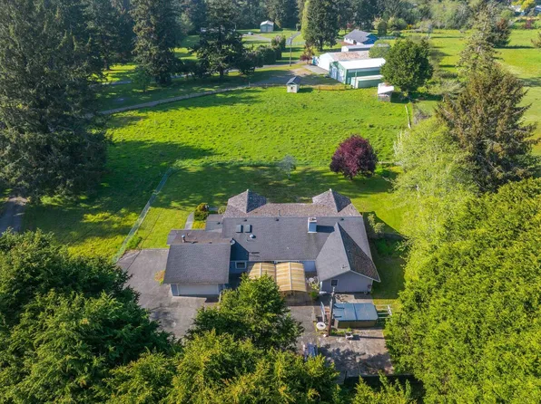 901 Ames Way, Crescent City, CA 95531