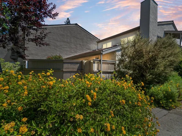 19309 Vineyard Ln, Saratoga, CA 95070