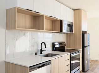 4205 SW Genesee St #311, Seattle, WA 98116