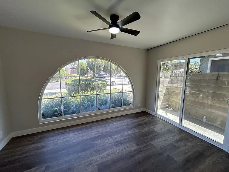 560 E Erna Ave — Photo 3