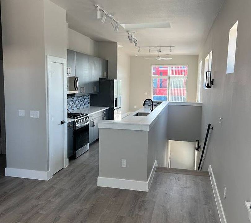 2nd image of 2119 Frate Barker Rd #3103