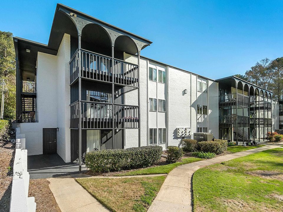 1st image of 3023 Massey Rd APT G