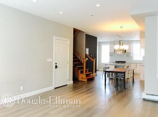 4268 Hunter St FL 2, Long Island City, NY 11101