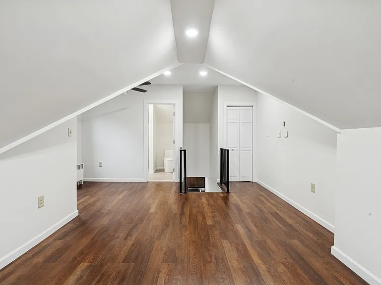 350 Arlington Ave — Photo 5