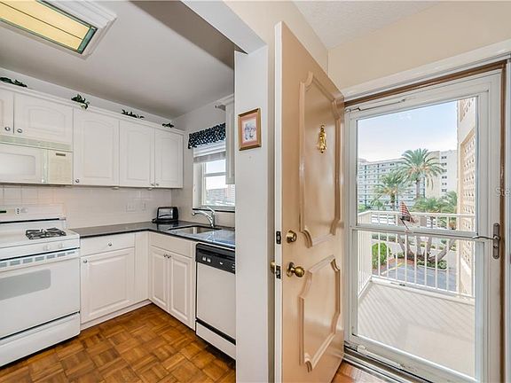 5th image of 6075 Shore Blvd S APT 415