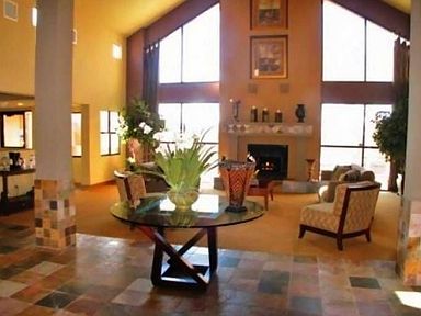 ladera broadstone