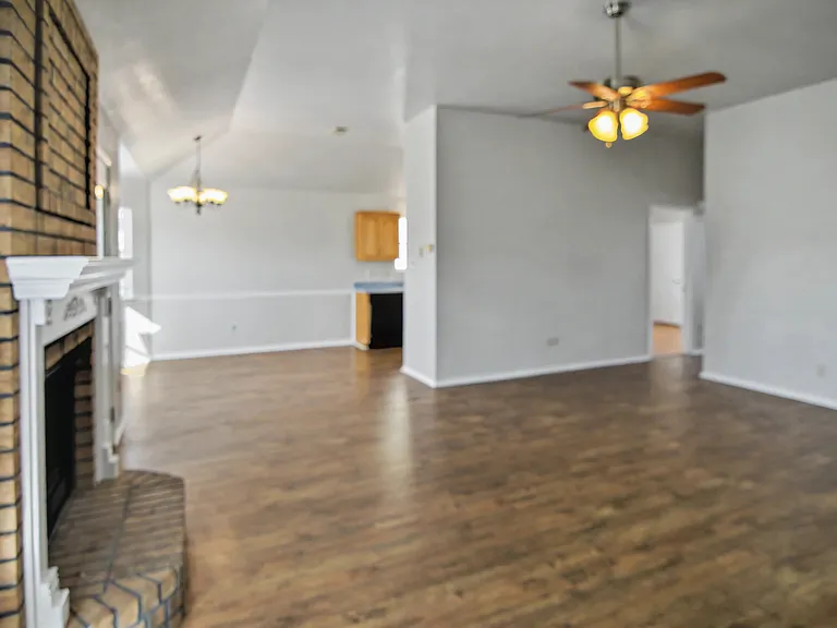 1502 Cedar Ln — Photo 8