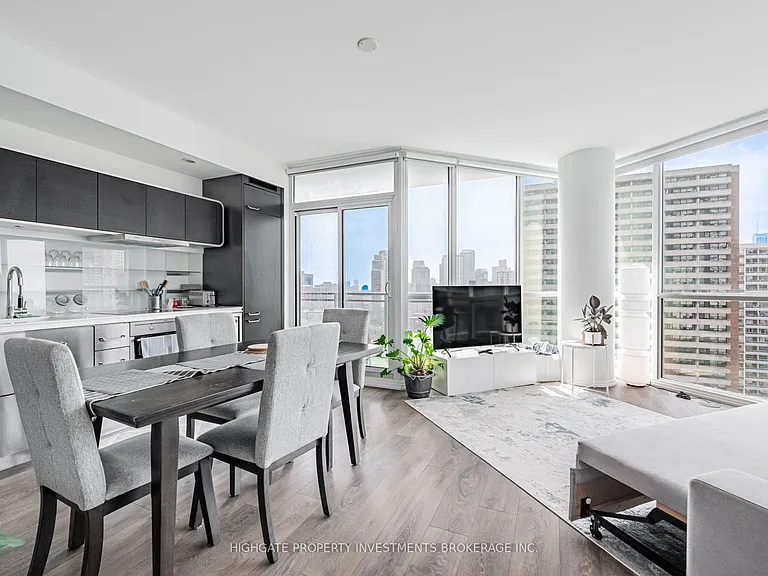 45 Charles St E #1801 — Photo 1