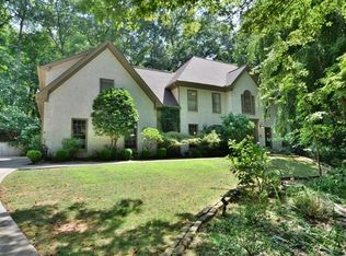 190 Westchester Way, Alpharetta, GA 30005