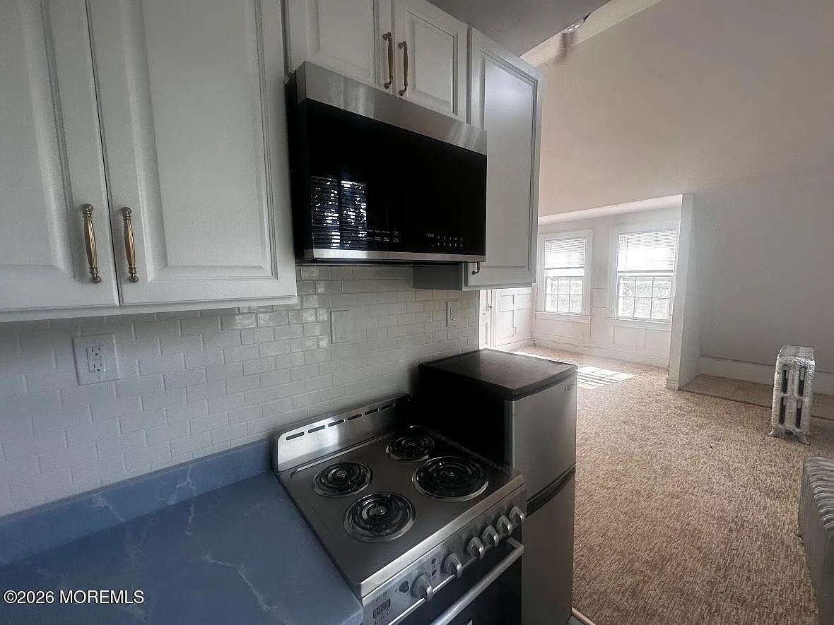 7 Monmouth Rd — Photo 4