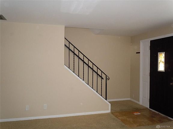 2nd image of 545 Adrian Ct