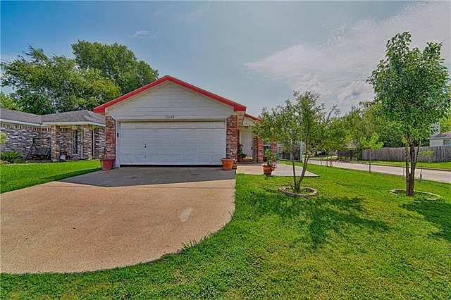 1st image of 10649 Flamewood Dr