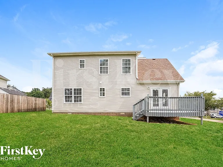 3508 Clover Hill Dr — Photo 18