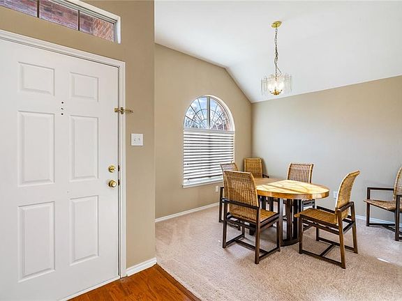 4th image of 1109 Dove Brook Dr