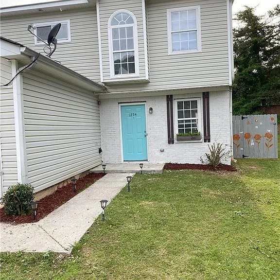 Soapstone Ct — Photo 2