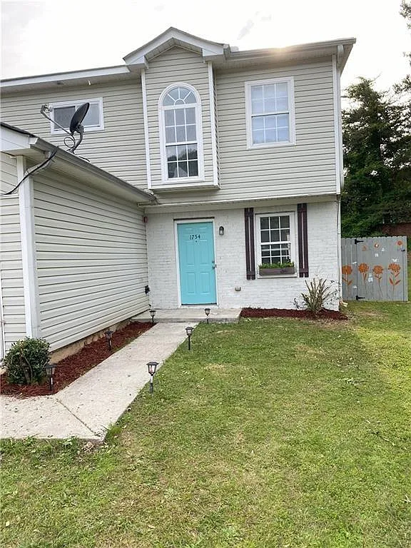 Building Photo - Soapstone Ct