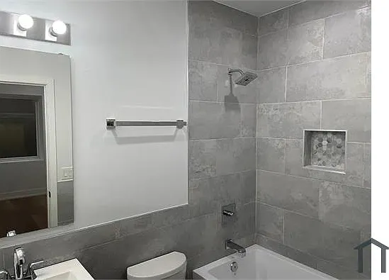 2156 N Darien St #1 — Photo 12