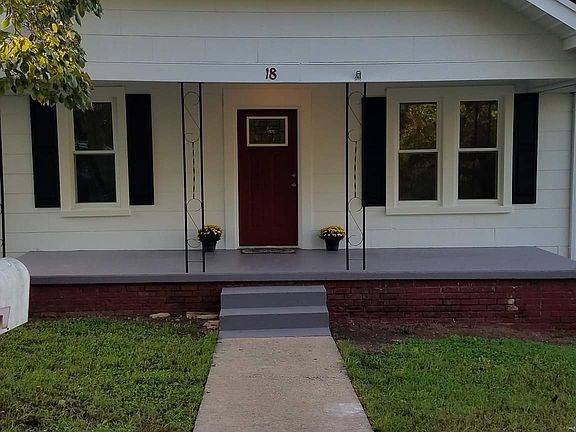 3rd image of 18 East St