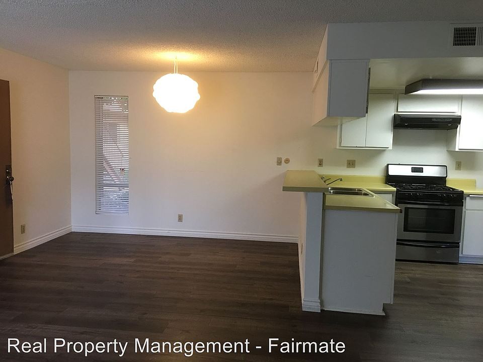 2nd image of 317 N 4th St APT 102