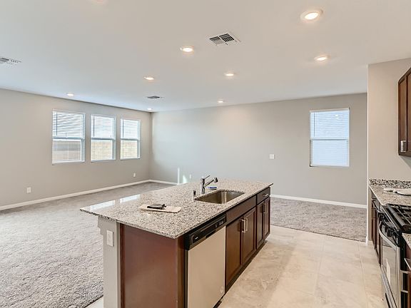 4th image of 3992 Victoria Agave Ave