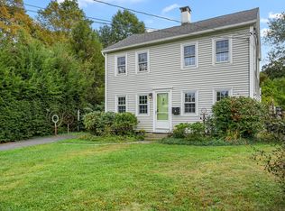 6 Mansfield St, Bethel, CT 06801