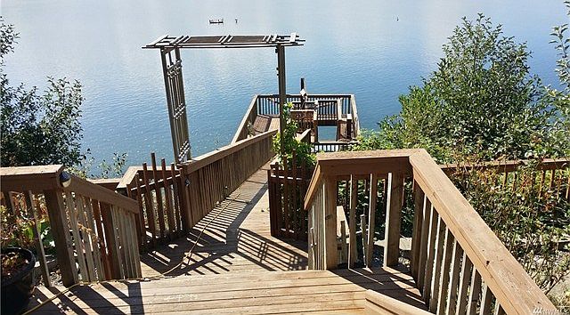 1st image of 10902 Cole Point Dr
