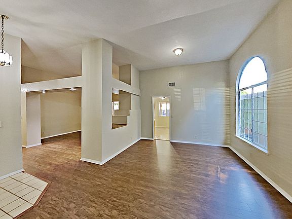 4th image of 1628 Revere Dr