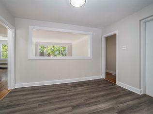 20 Chapleau Ave, Ottawa, ON K1M 1E2