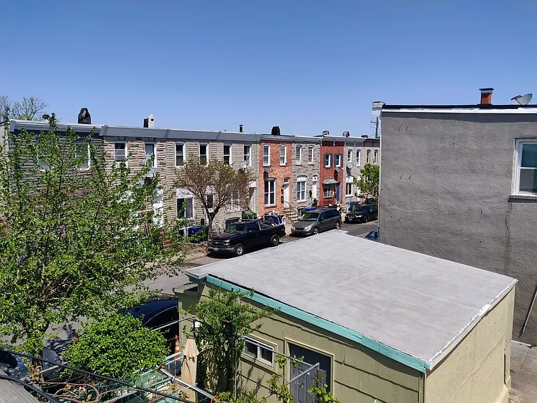 103 S Highland Ave — Photo 12