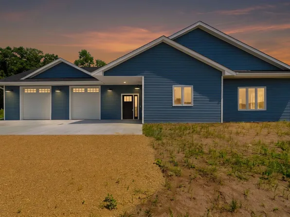 32 256th St, Osceola, WI 54020