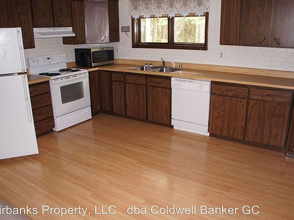 4th image of 2685 Shady Ln
