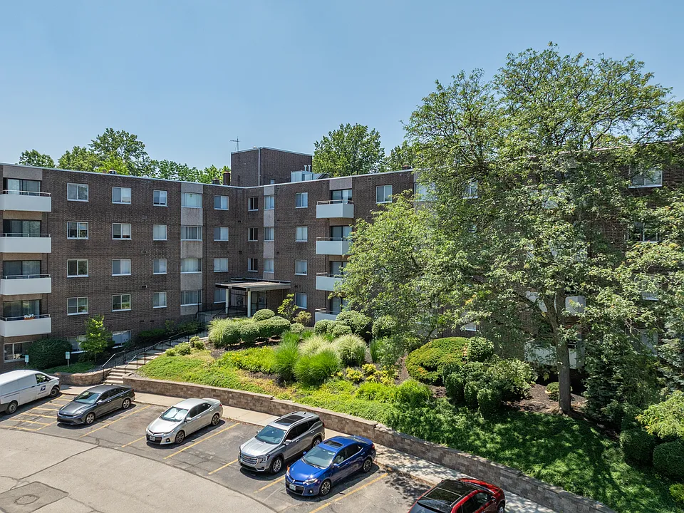 Huntington Green Apartments