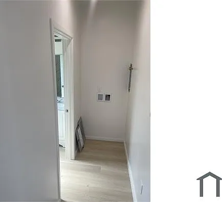 2 bed, 600 sqft, $2,798 — Photo 2