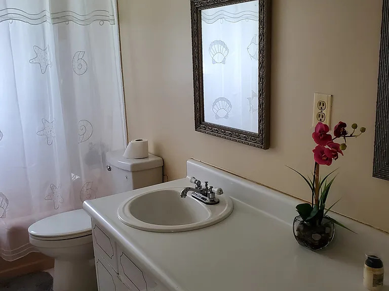 Cordova Cir W — Photo 6