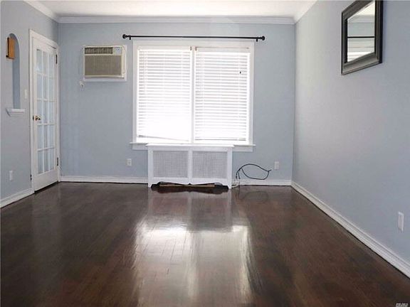 3rd image of 89-93 Springfield Blvd