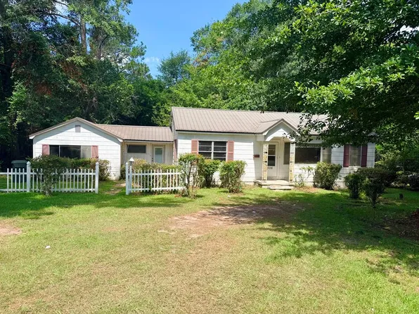 506 S Iroquois Ave, Dothan, AL 36301