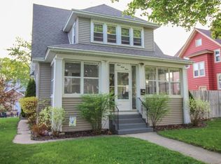 343 Robert St, Fort Atkinson, WI 53538