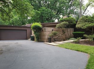 720 Wesley Dr, Park Ridge, IL 60068