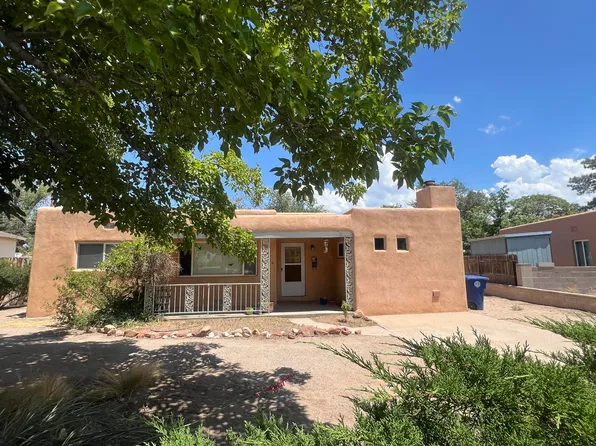 1020 Quincy St SE, Albuquerque, NM 87108