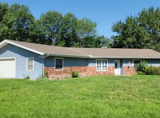 220 McAtee Rd, Iola, KS 66749