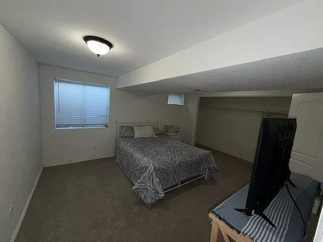 5643 W 71st Pl — Photo 15