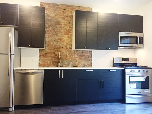 Rented by Compass | media 9