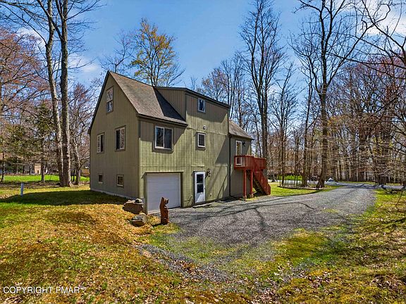 3rd image of 179 Selig Rd