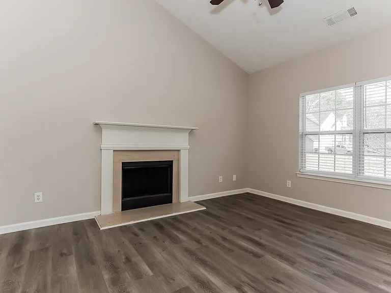 1020 Trotters Farm Rd — Photo 4